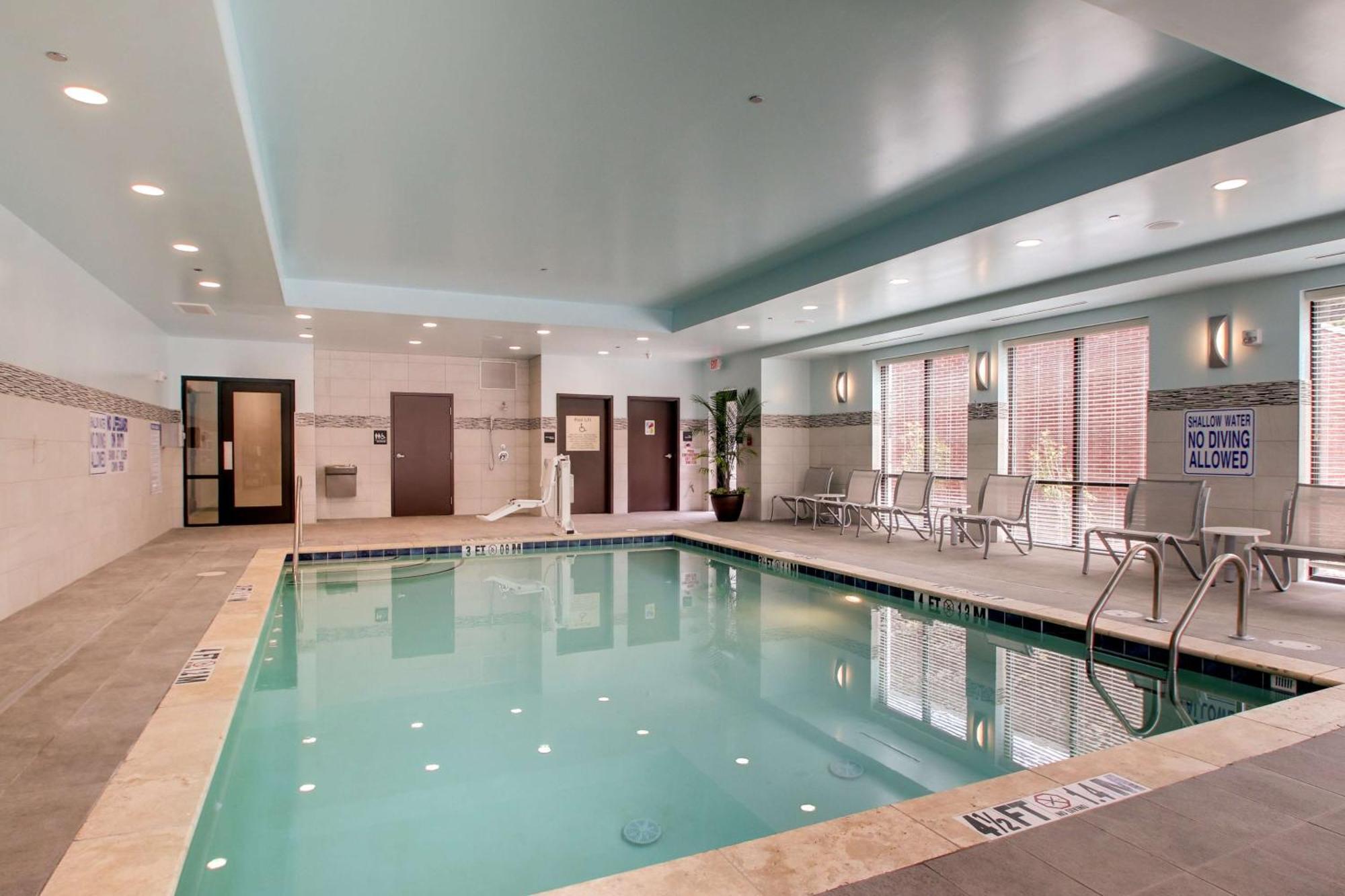 Hampton Inn & Suites Greenville Airport Dış mekan fotoğraf